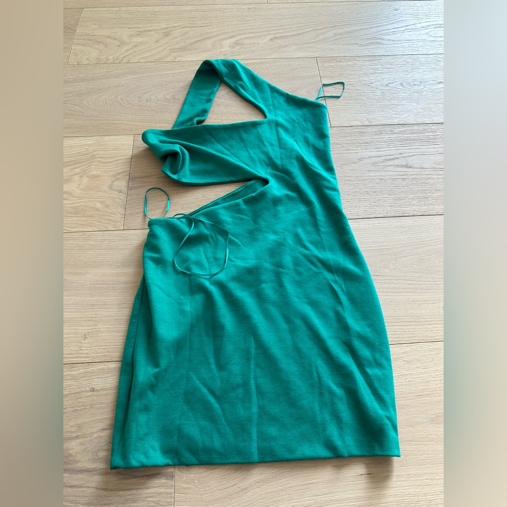 Aqaq Green Mini Cutout Bodycon Dress-4